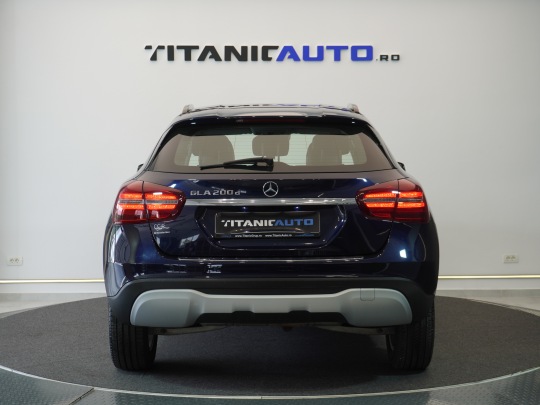 Mercedes-Benz, GLA-Class - GLA 200 second hand de vanzare