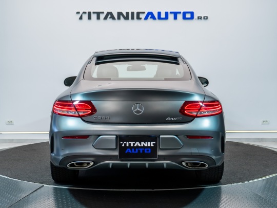 Mercedes-Benz, C-Class - C 300 second hand de vanzare