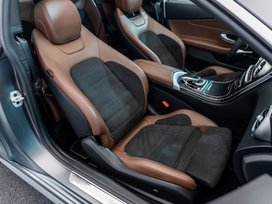 Mercedes-Benz, C-Class - C 300 second hand de vanzare