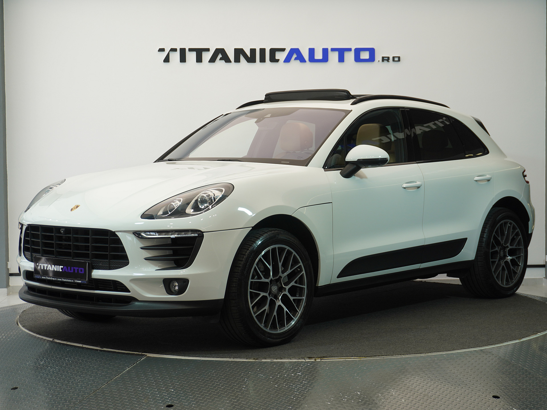 Porsche Macan second-hand de vanzare