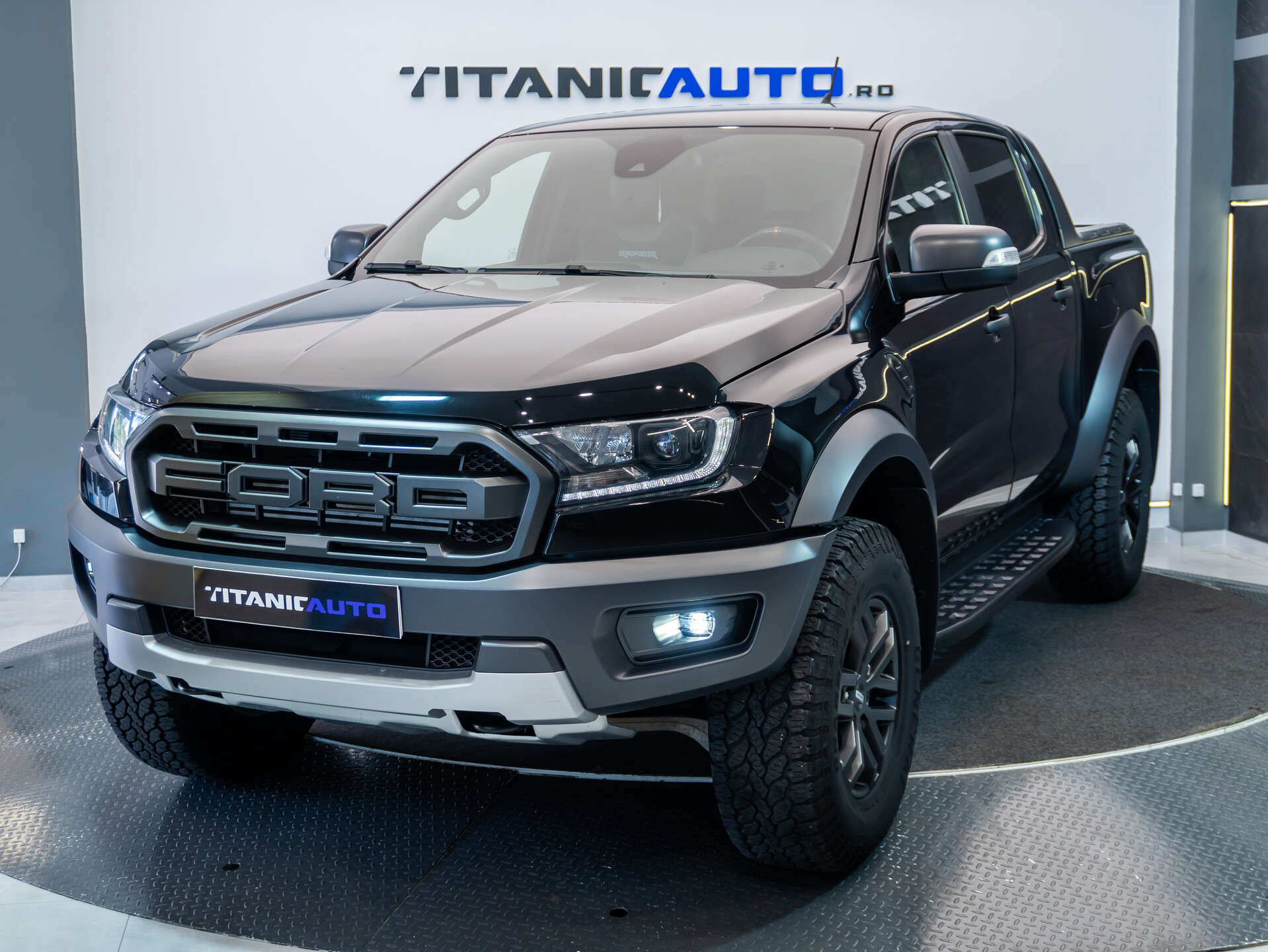 Ford Raptor second-hand de vanzare
