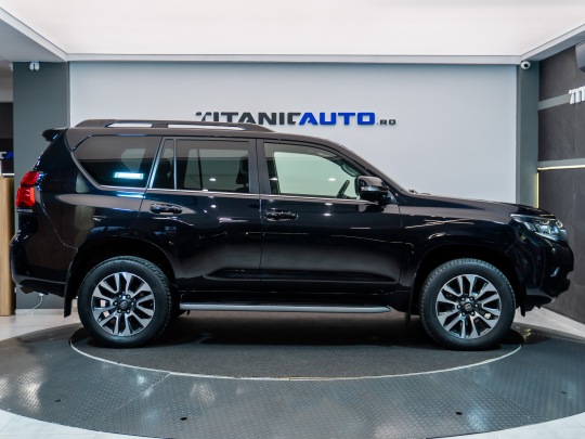 Toyota Land Cruiser second hand de vanzare