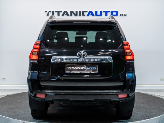 Toyota Land Cruiser second hand de vanzare