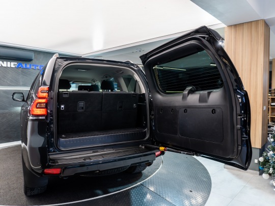 Toyota Land Cruiser second hand de vanzare