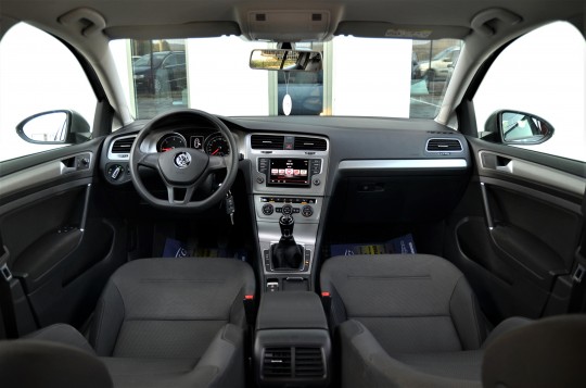 Volkswagen Golf second hand de vanzare