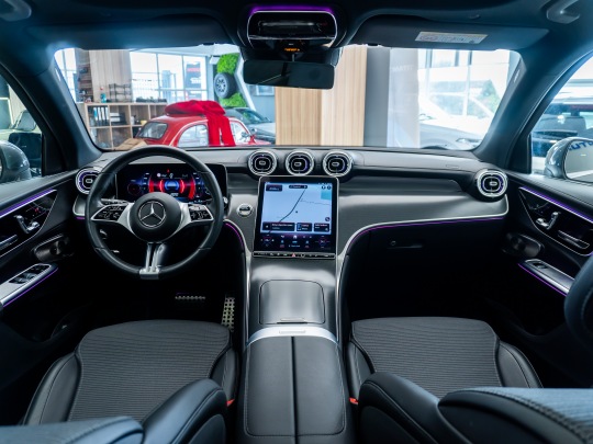 Mercedes-Benz GLC 300e second hand de vanzare