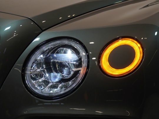 Bentley Bentayga second hand de vanzare